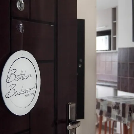 Bethlen Boulevard * ケチケメート