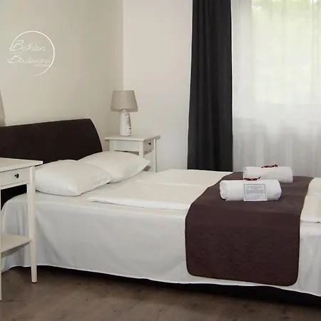 Bethlen Boulevard Apartment
