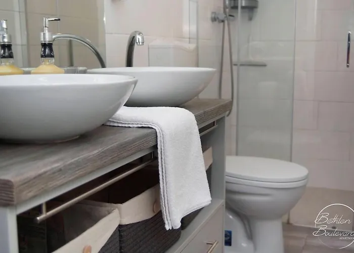 Bethlen Boulevard Apartament